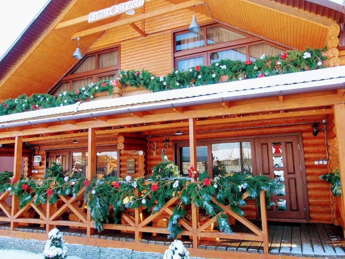 Family Green Sasovka  エクステリア 写真